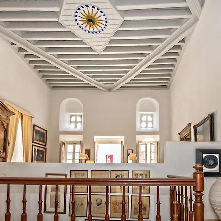 Cambanis In Mykonos Town *