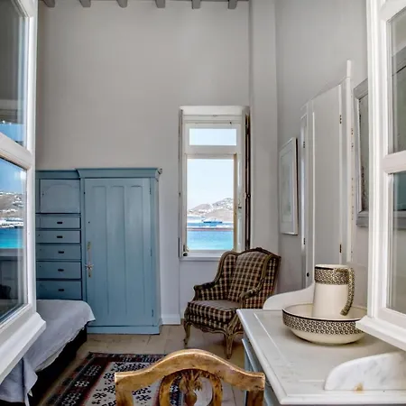 Cambanis In Mykonos Town * Mykonos Town